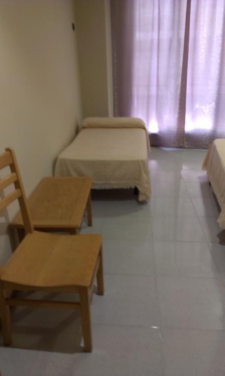 Hostal Bisbal Only Adults No Ac 발렌시아 객실 사진