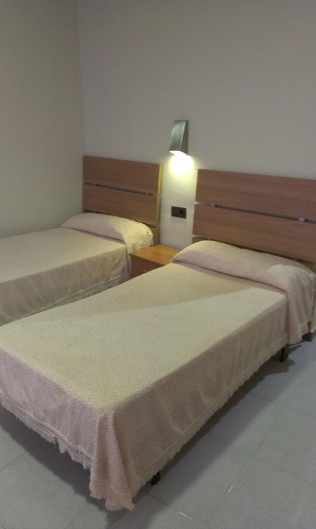 Hostal Bisbal Only Adults No Ac 발렌시아 객실 사진